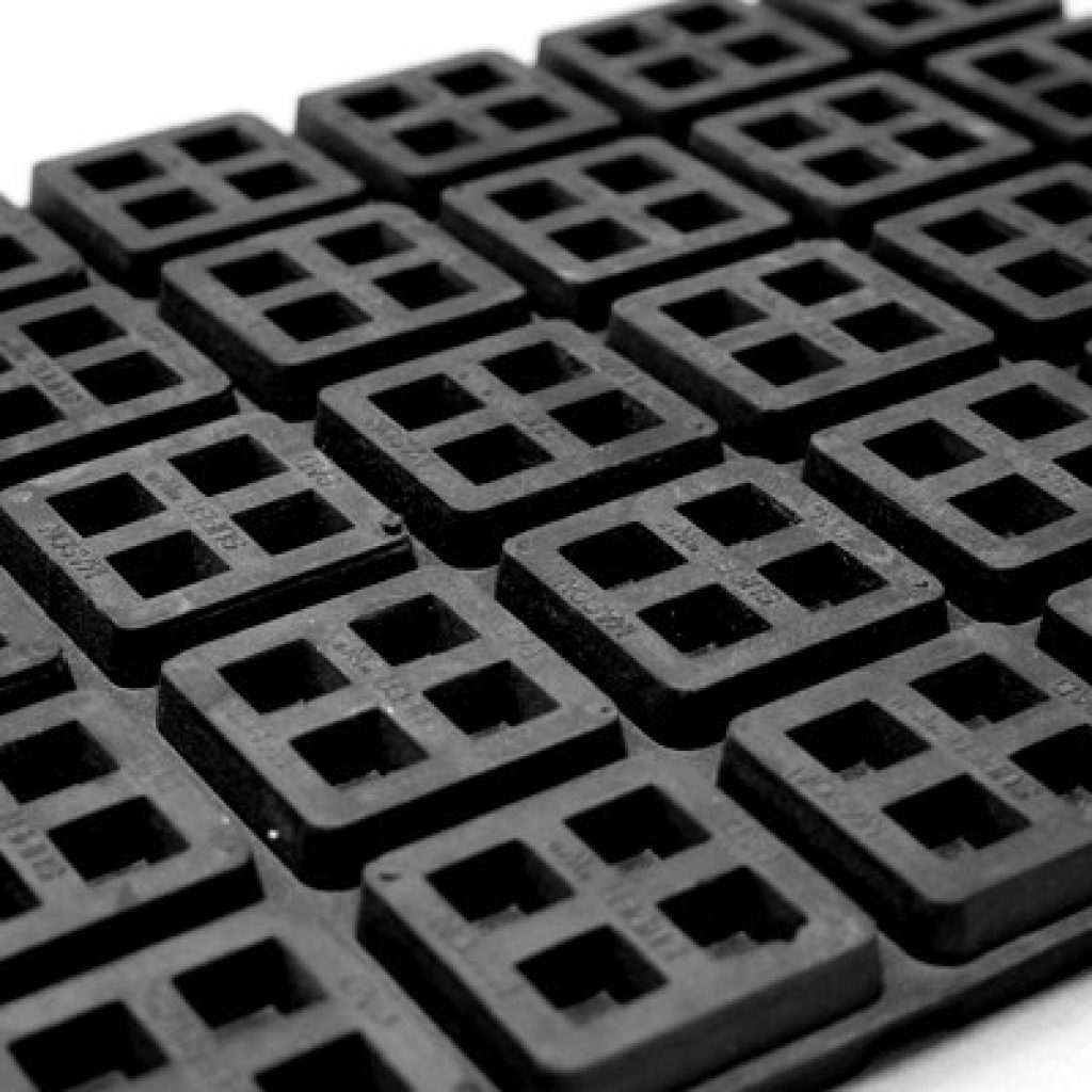 Super W pads feature unique waffle pockets which allow for greater deformation of the material, providing excellent isolation performance. Super W anti-vibration pads can be supplied in multiple configurations to suit most situations.